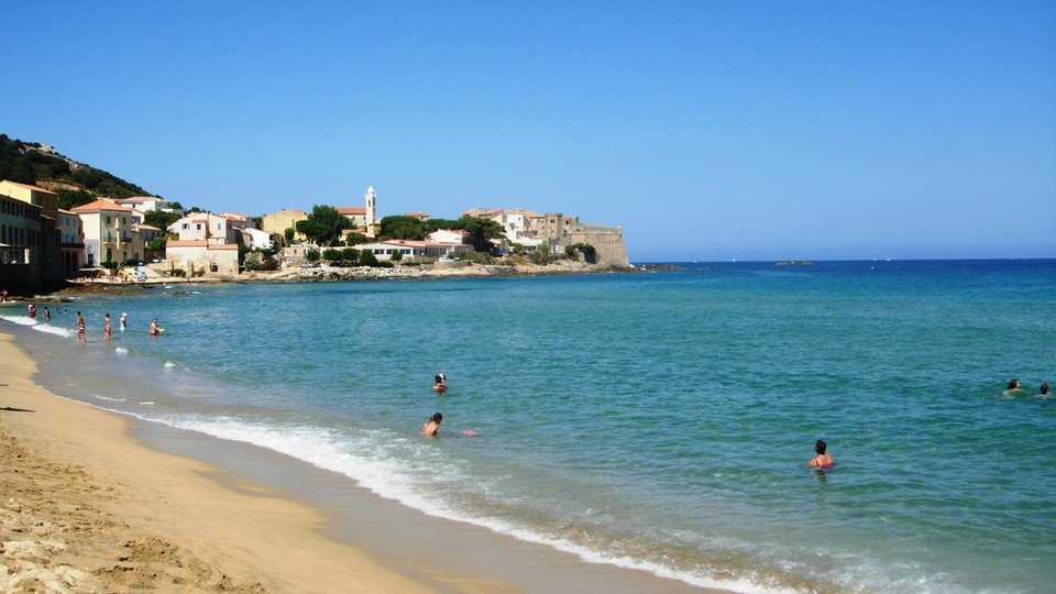 L’association bordelaise VALT propose à la location des appartements meublés sur le Bassin d’Arcachon, en Corse et dans les Pyrénées